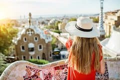 Barcelona Private Tour. Sagrada Familia & Park Guell with Tapas