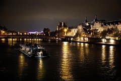 Paris Bastille Day Evening Sightseeing Cruise by Bateaux Parisiens