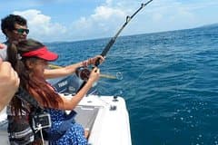 Private Fishing & Island Hopping – 27ft Proline | Pearl Islands
