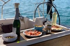 Barcelona Sailing Cruise with Light Snacks and Open Bar