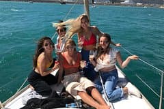 Barcelona Sailing Cruise with Light Snacks and Open Bar