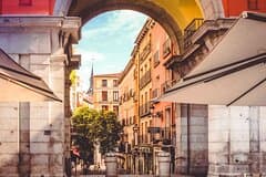 Layover in Madrid a Private Tour with a local: Best Highlights of Madrid