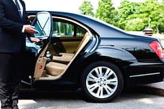 Paris Moulin Rouge Private Round-Trip Transfer