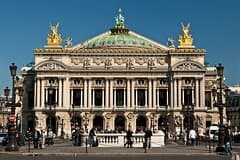 Arrival Transfer: Paris Train Stations to Paris Hotels by Van