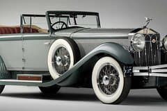  Private Guided Night Tour of Paris by a Vintage Car