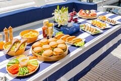 Dubai Luxury Yacht Tour with Live BBQ & Drinks