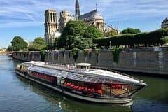 Paris Private Vintage Car Tour & River Cruise with CDG Transfers