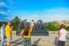 From Madrid: Toledo and Segovia Full-Day Tour With Tickets