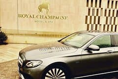 Private Transfer from the City of Paris to Reims or Épernay