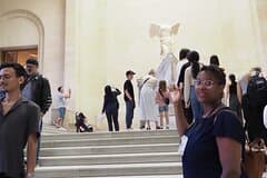 Paris: Louvre Museum and Mona Lisa Evening Tour with Hotel Pickup