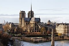 Half Day Paris Tour with CDG Airport pickup and drop off